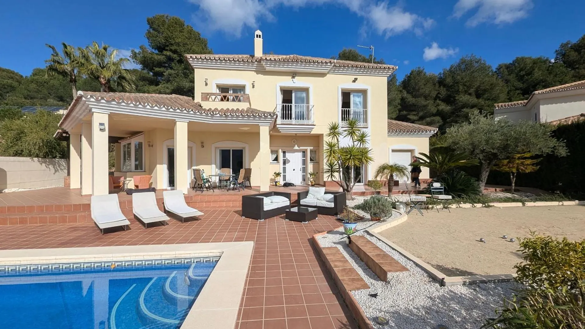 Villa With Pool And Boule Right On Alhaurin Golf Málaga